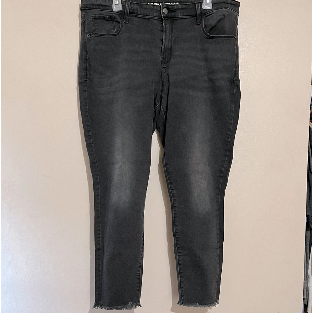 Rockstar Old Navy skinny jeans, frayed bottom, dark gray, size 16